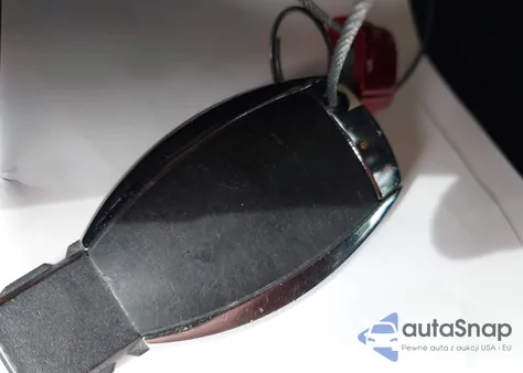 2015 Mercedes-Benz C 300 Sport 4Matic из США, поврежденный, VIN 55SWF4KB1FU058268